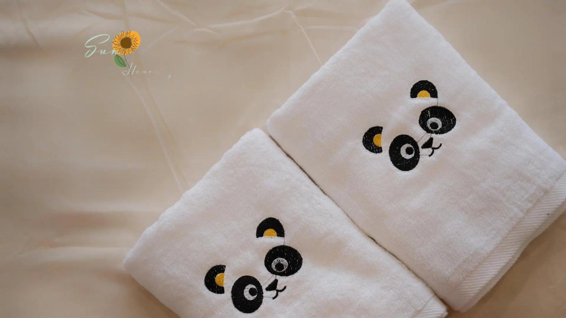Apartment Sunflowerhome-Balcony-District1-Benthanh Market Ho Chi Minh City